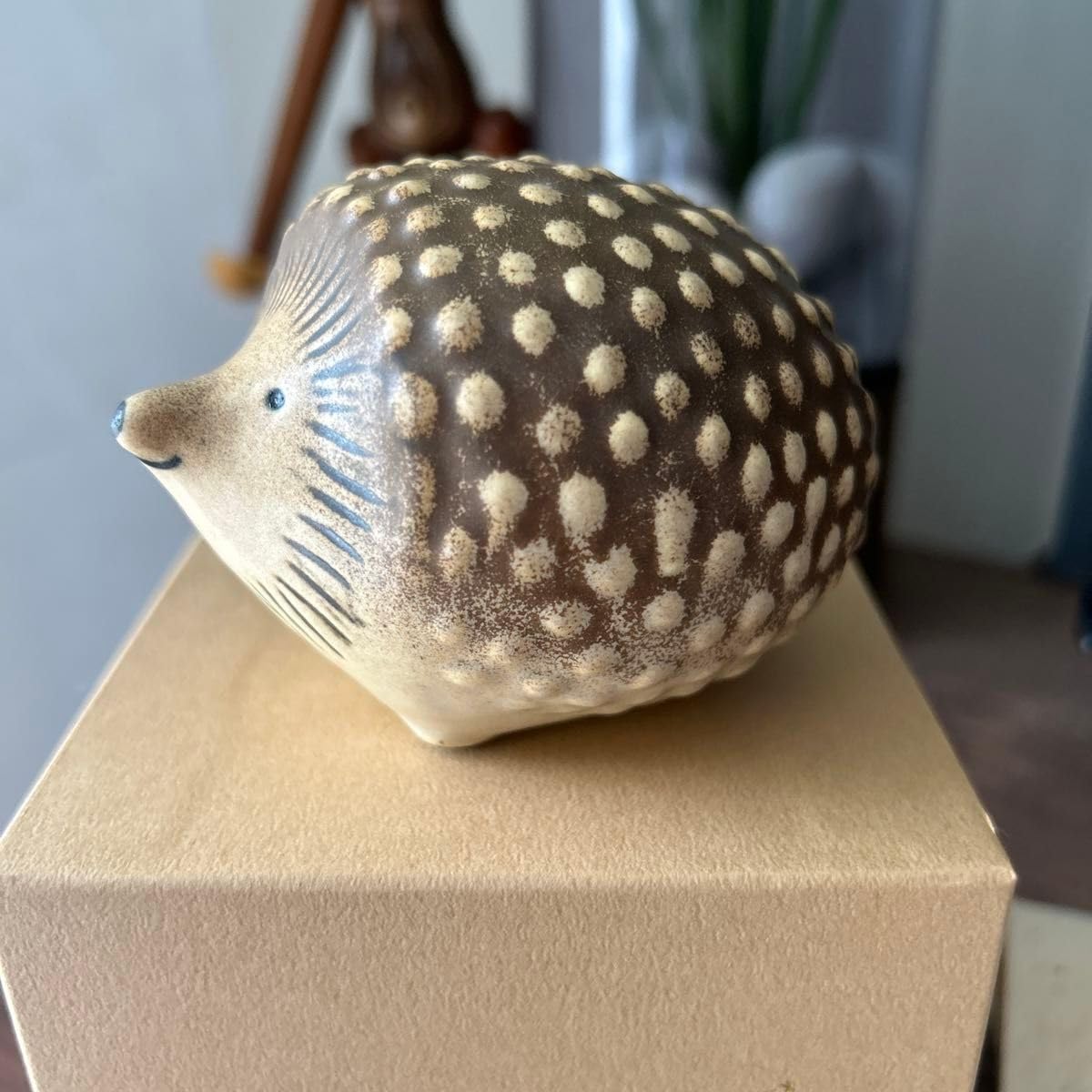 リサ・ラーソン ハリネズミ置物 流れ星のハリー 「ヘイヘイ